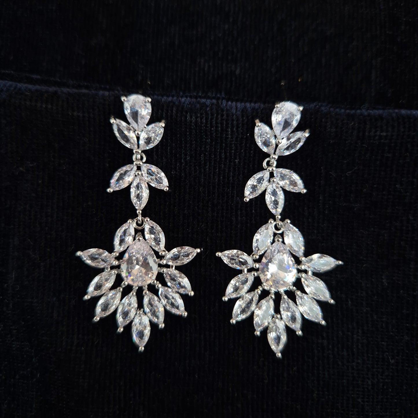 Evelyn AD Western Danglers