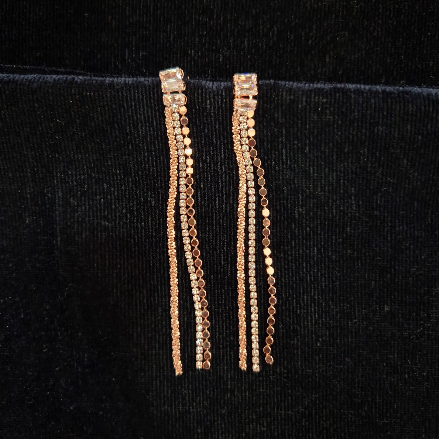 Sophia AD Danglers