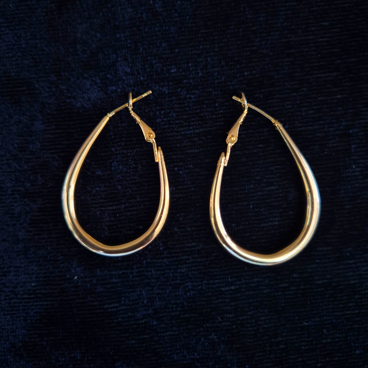 Drop Shaped Hoops