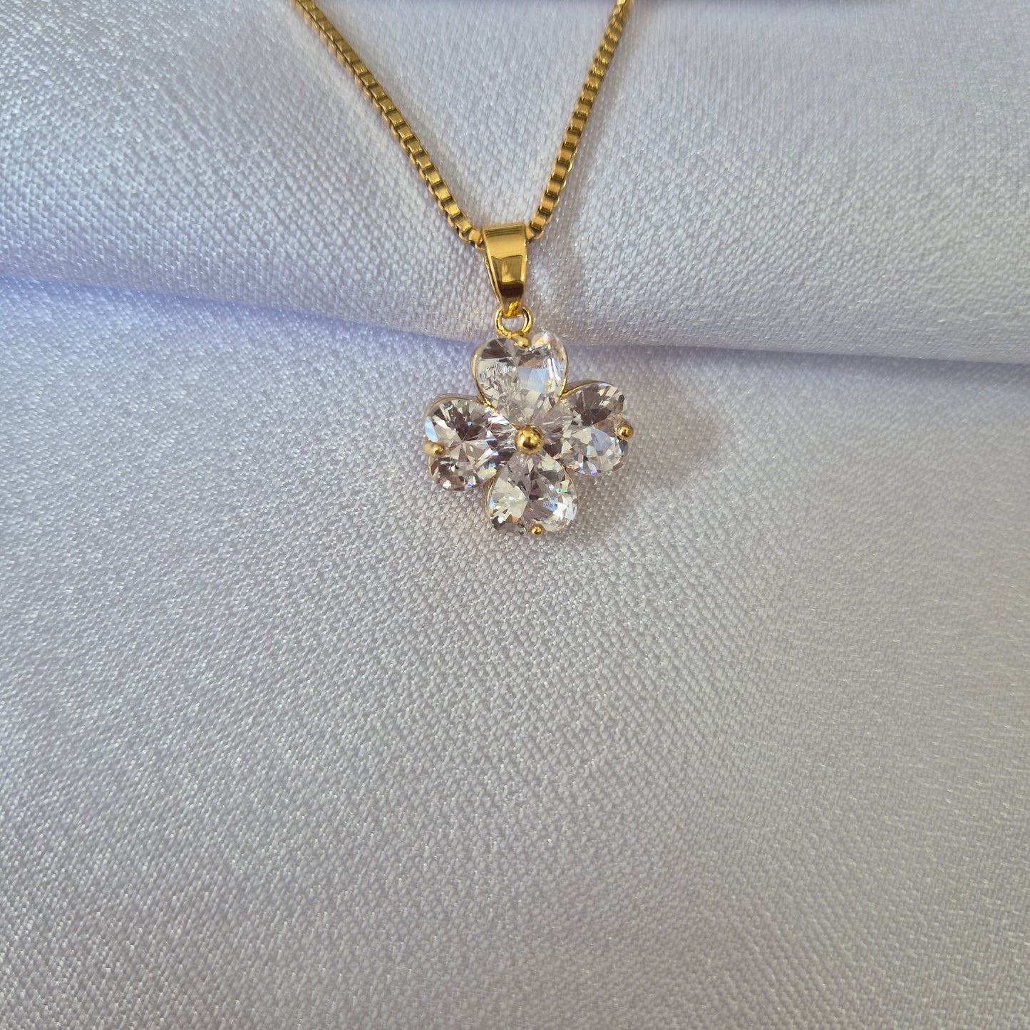Clover Pendant