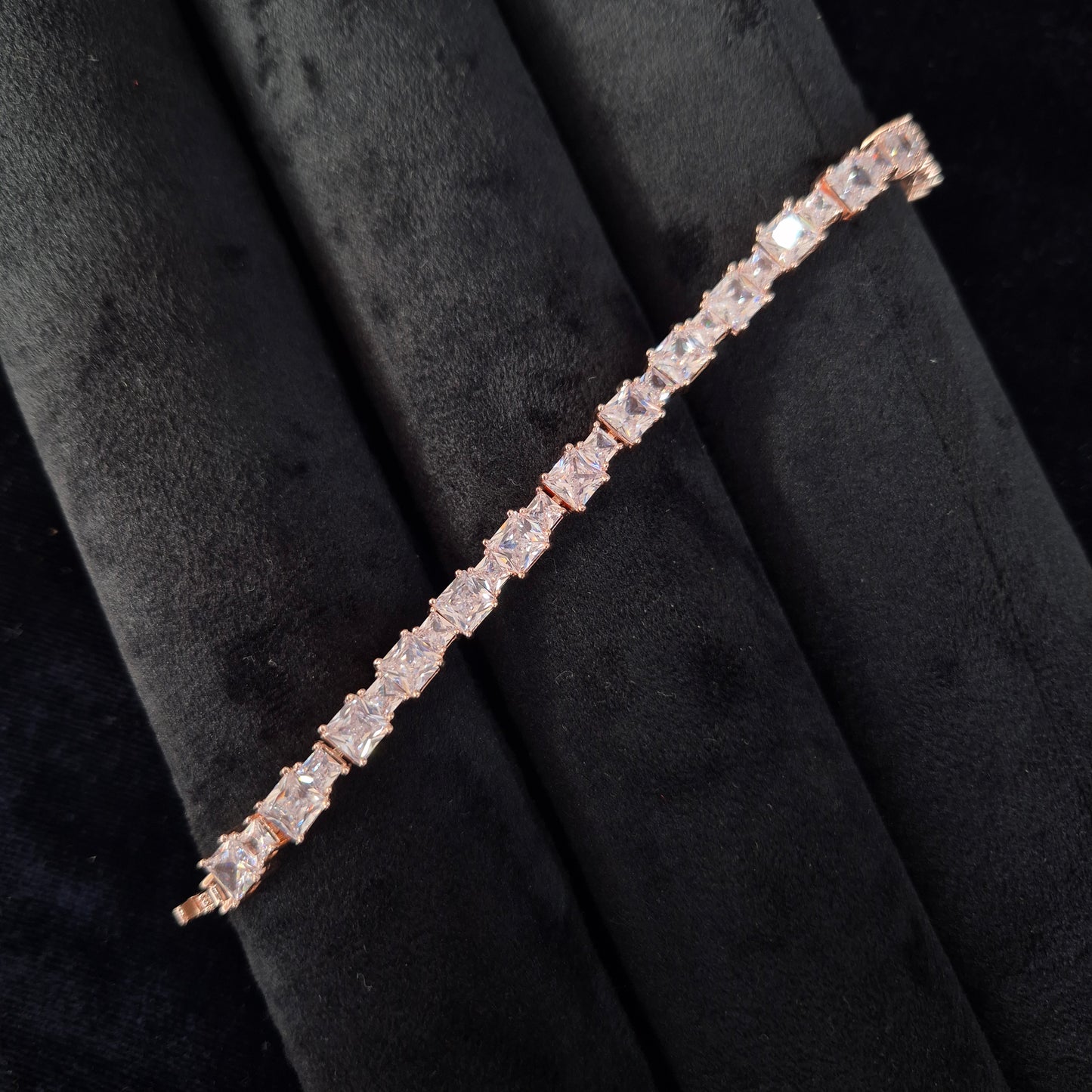 Vihana Tennis Bracelet