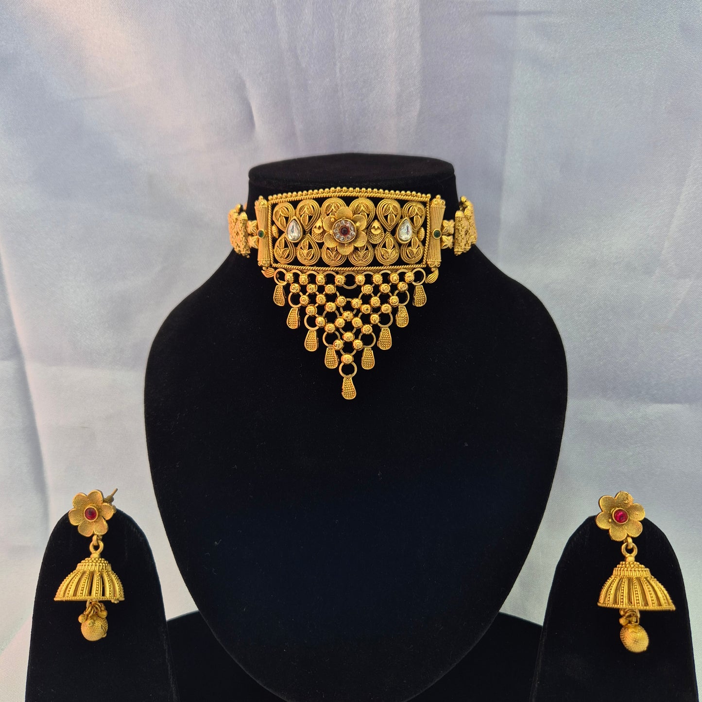 Khushi Rajwadi Choker