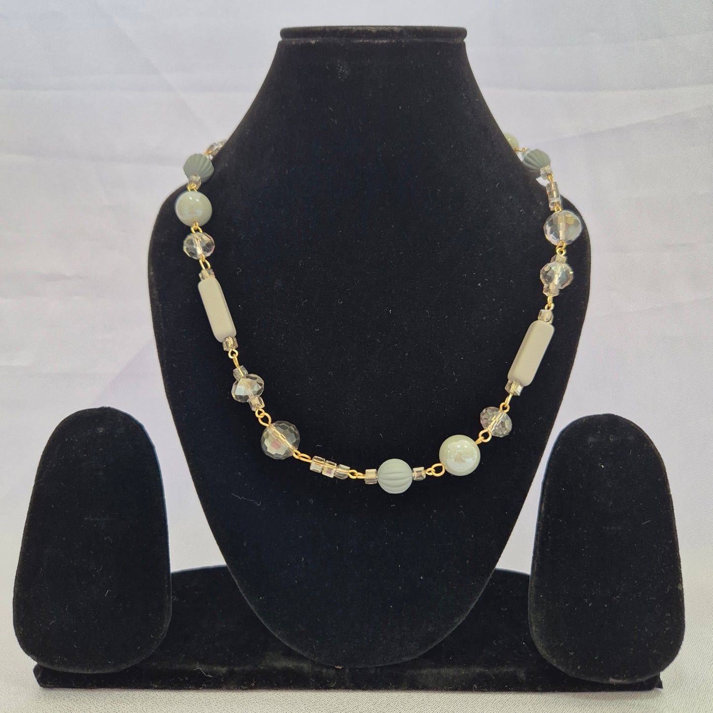 Elisa Crystal Necklace