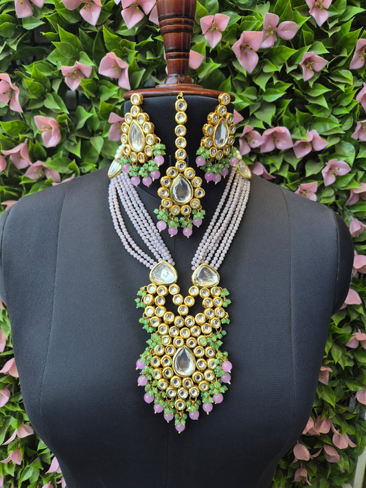 Urvi Rani Haar Kundan Set