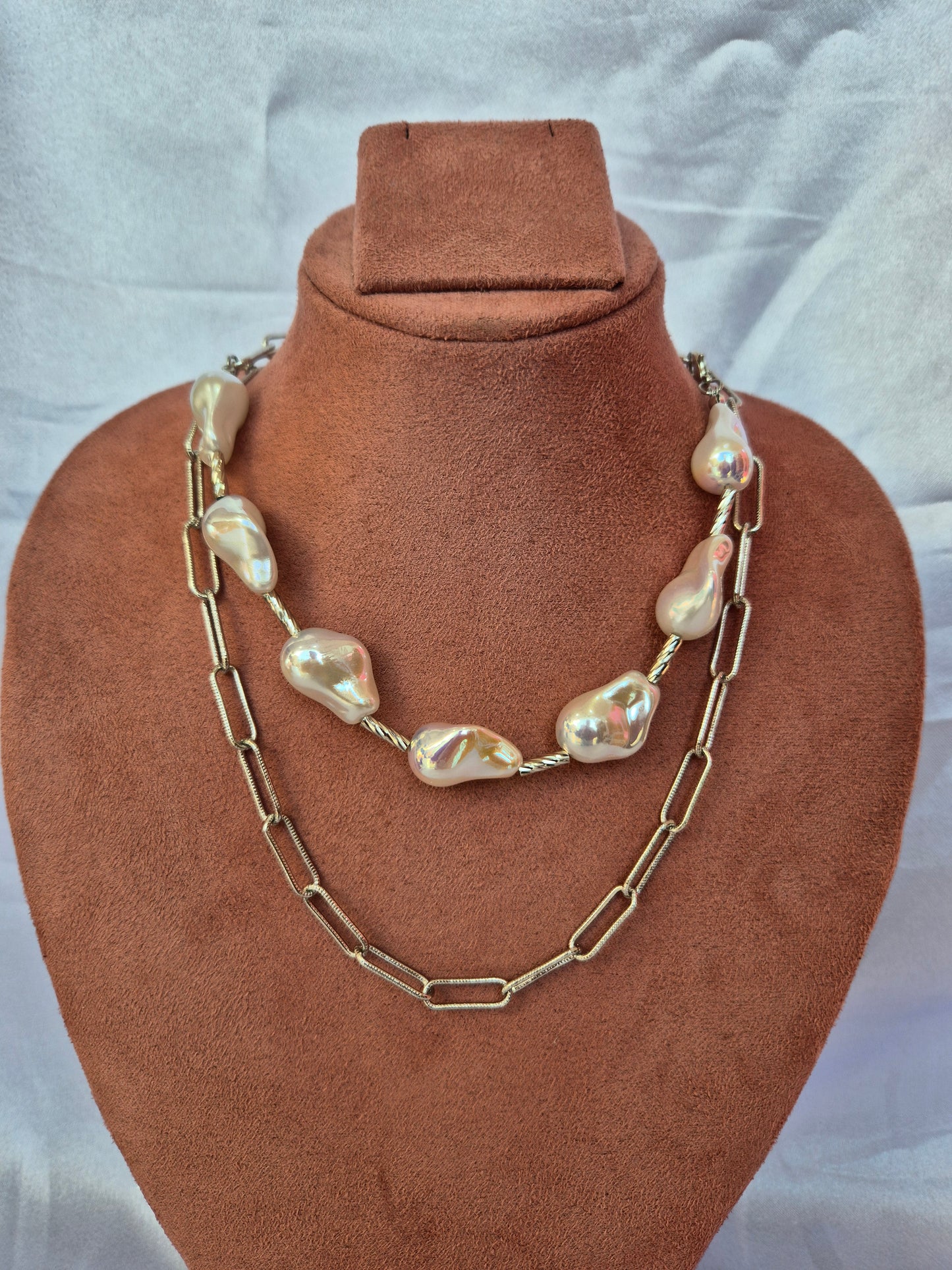 Western Layered Pearl Set