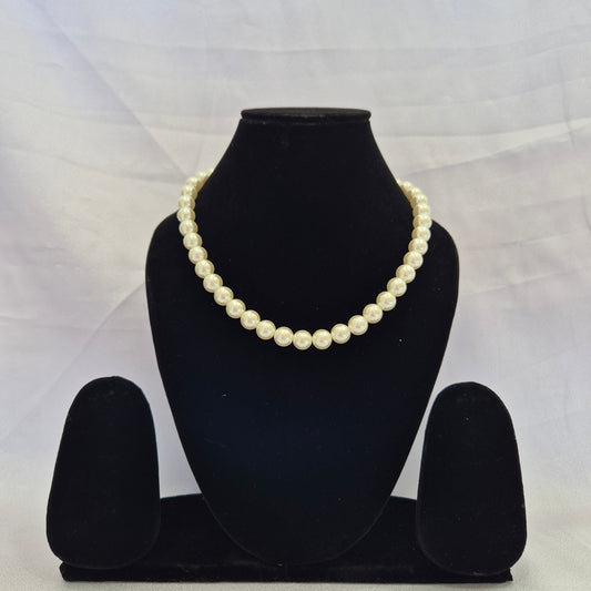 Single Line Pearl Necklace