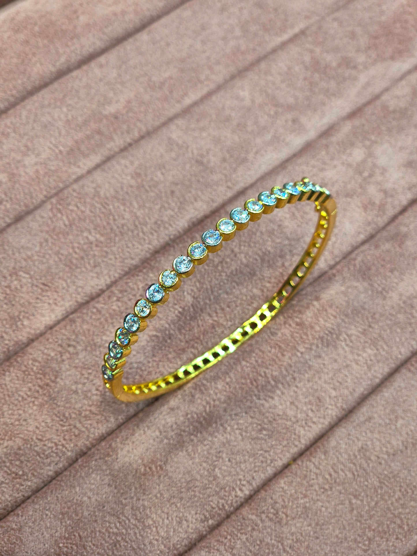 Gold Kyra Bracelet