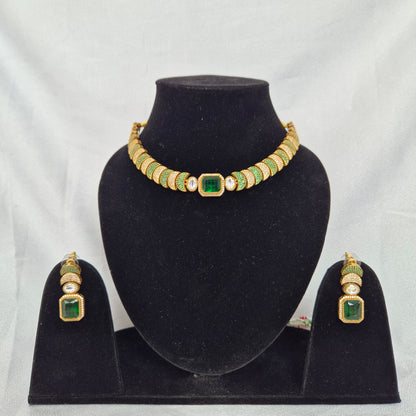 Vanya AD Necklace Set